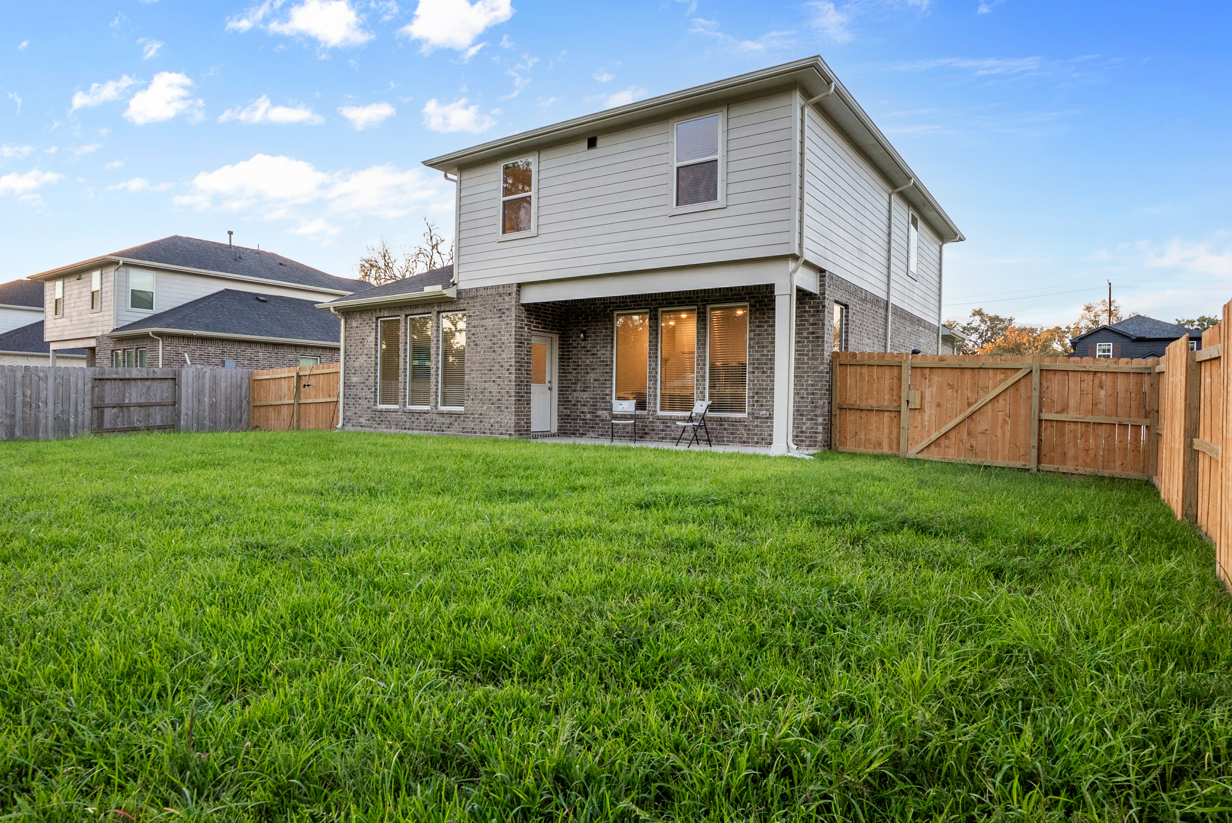 407 Magnolia Ln