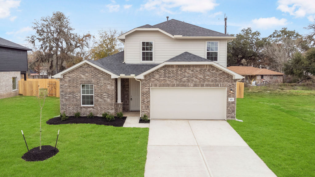 418 Magnolia Ln